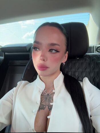 Full leaked Lyna com page private onlyfans photo