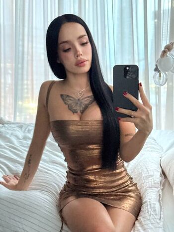 Full leaked Lyna com page private onlyfans photo