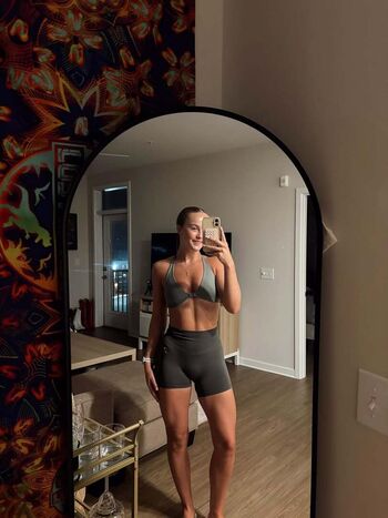 Full leaked Maddy shull private onlyfans photo