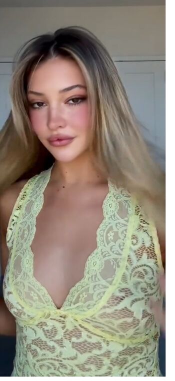 Full leaked Madelyn cline page private onlyfans photo