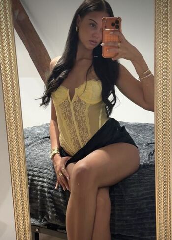 Full leaked Maevamrtn page private onlyfans photo