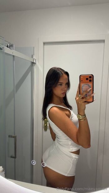 Full leaked Maevamrtn private onlyfans photo