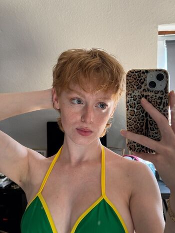 Full leaked Mai buzzcut page private onlyfans photo
