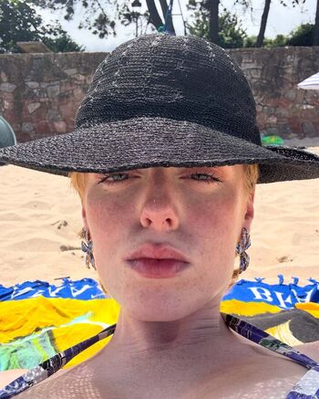 Full leaked Mai buzzcut private onlyfans photo
