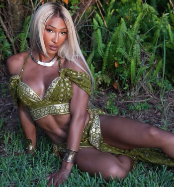 Full leaked Mara sade page private onlyfans photo