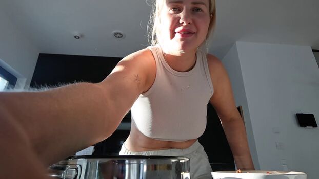 Full leaked Maren wolf page private onlyfans photo