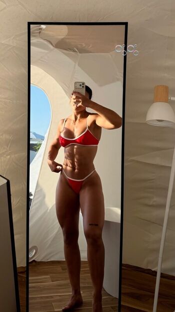 Full leaked Mariagutx page private onlyfans photo