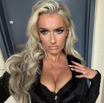 Full leaked Mariah may  page private onlyfans photo