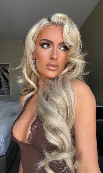 Full leaked Mariah may  page private onlyfans photo