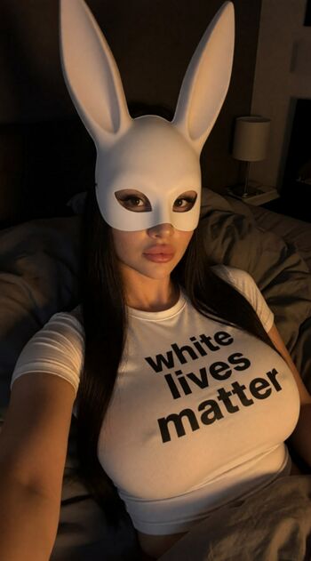 Full leaked Maskyrabbit private onlyfans photo