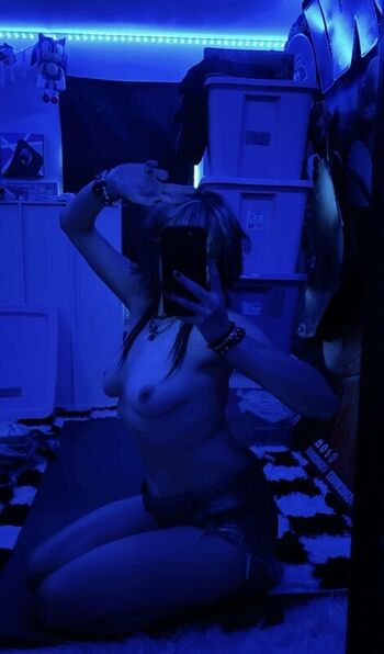 Full leaked Maxalah private onlyfans photo