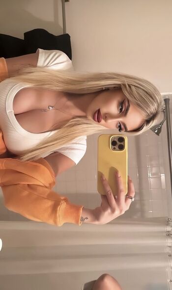 Full leaked May arev page private onlyfans photo