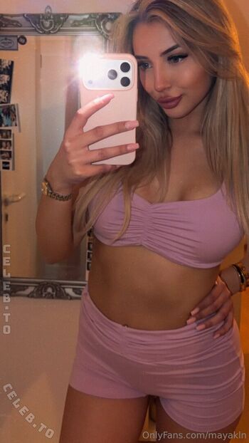 Full leaked Mayakln private onlyfans photo