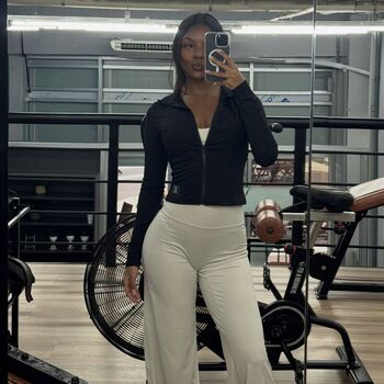 Full leaked Mell muzzillo page private onlyfans photo