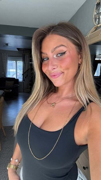 Full leaked Menezangel page private onlyfans photo