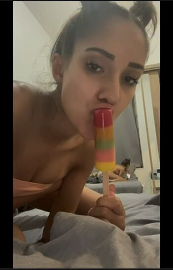 Full leaked Messrine private onlyfans photo