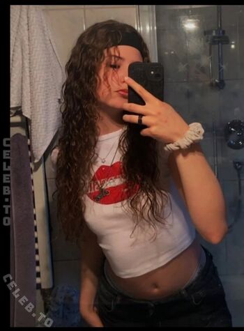 Full leaked Milaroseee page private onlyfans photo