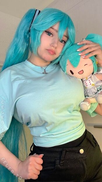 Full leaked Mina min page private onlyfans photo