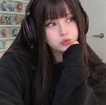 Full leaked Mina min page private onlyfans photo
