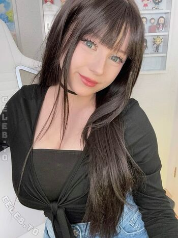 Full leaked Mina min private onlyfans photo