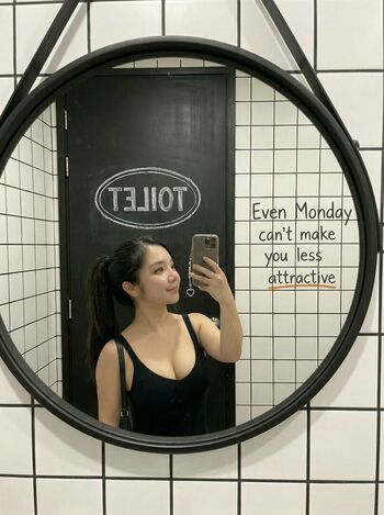 Full leaked Mini lullu private onlyfans photo