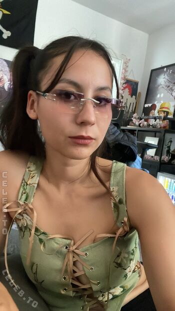 Full leaked Minimoli private onlyfans photo