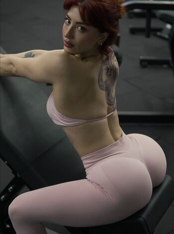 Full leaked Mukemmelnesli page private onlyfans photo