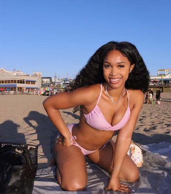 Full leaked Nahlovingit private onlyfans photo