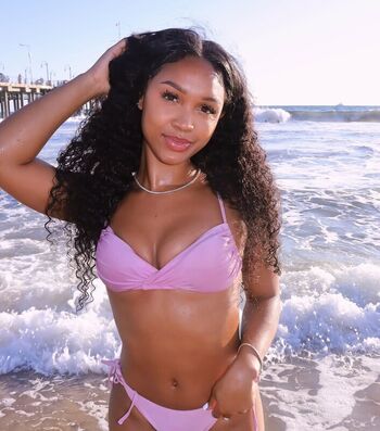 Full leaked Nahlovingit private onlyfans photo