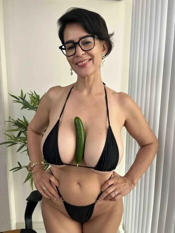 Full leaked Nanda reyes page private onlyfans photo
