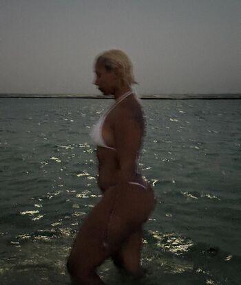 Full leaked Naomisharon private onlyfans photo
