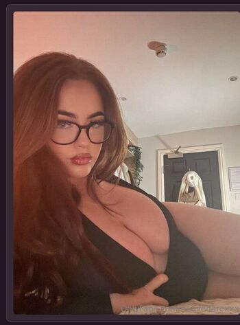 Full leaked Neave dare page private onlyfans photo