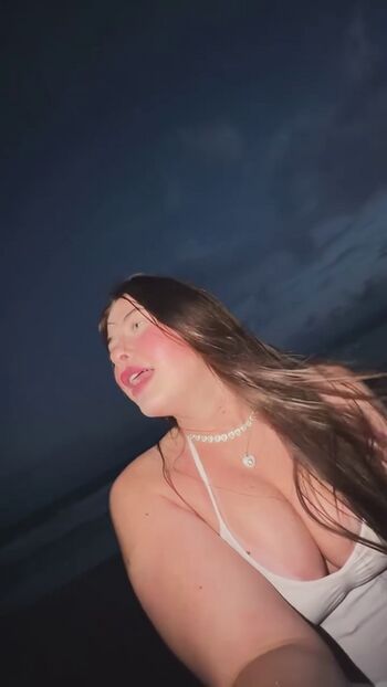 Full leaked Niic ca private onlyfans photo