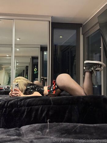 Full leaked Niquidoll  page private onlyfans photo