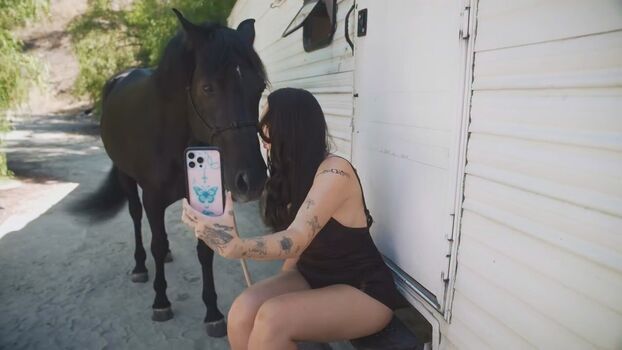 Full leaked Noah cyrus page private onlyfans photo