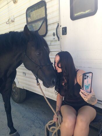 Full leaked Noah cyrus page private onlyfans photo