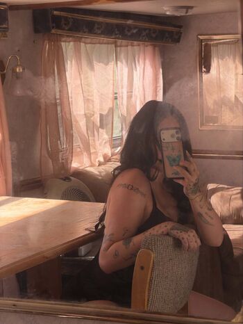 Full leaked Noah cyrus page private onlyfans photo