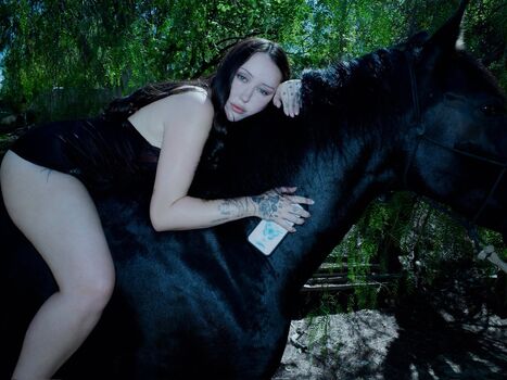 Full leaked Noah cyrus private onlyfans photo