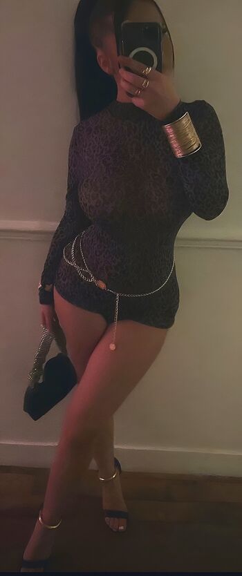 Full leaked Noemiesbtt page private onlyfans photo