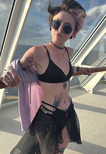 Full leaked Noteasybeinwheezy  page private onlyfans photo