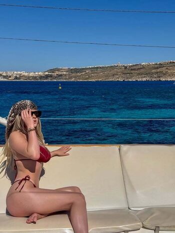 Full leaked Oceane tc page private onlyfans photo