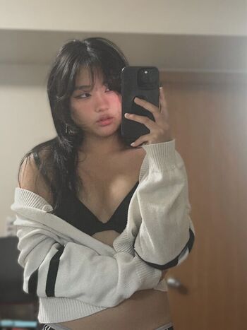 Full leaked Offbrandtea private onlyfans photo