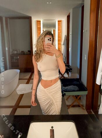Full leaked Olivia may page private onlyfans photo