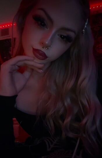 Full leaked Onlygothbitches private onlyfans photo