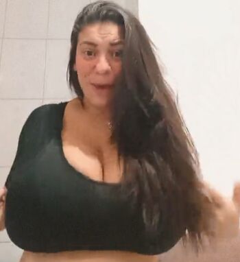 Full leaked Peitudas  page private onlyfans photo