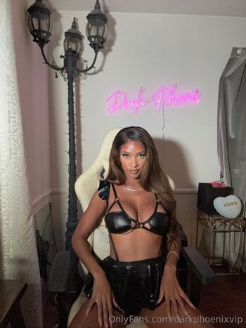 Full leaked Phoenix skye page private onlyfans photo