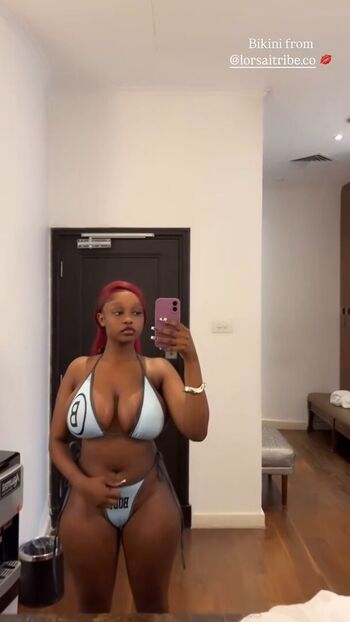 Full leaked Phynsea private onlyfans photo