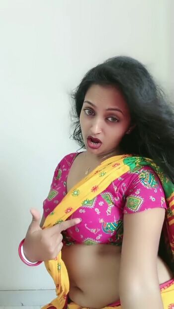 Full leaked Poly biswas private onlyfans photo