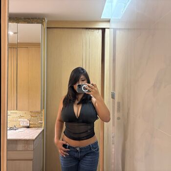 Full leaked Pond daisy page private onlyfans photo