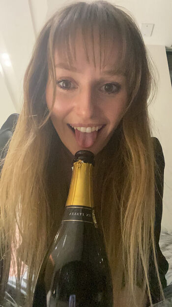 Full leaked Rchhhll page private onlyfans photo